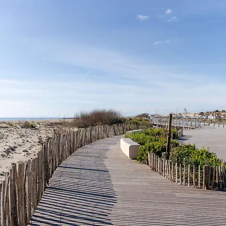 Apartmán T3 Avec Piscine, Terrasse Vue Et Parking Prive - Fr-1-409-219 Fleury (Aude)